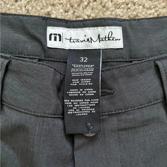 Travis Mathew Men’s Dark Gray Golf Shorts- Size 32 - Picture 5 of 5